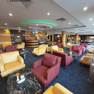 https://almasem-luxury-suite-6.hotelsriyadh.net